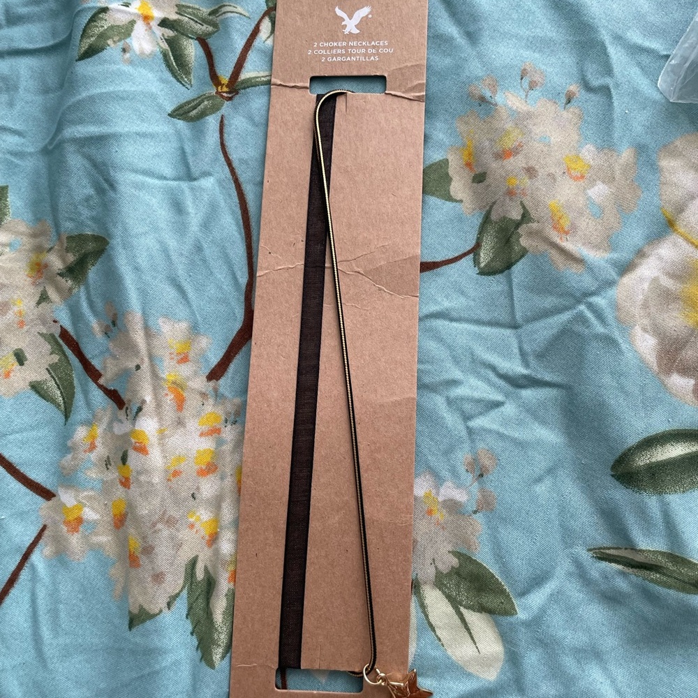 American Eagle Outfitters AEO 2x choker necklace with star charm